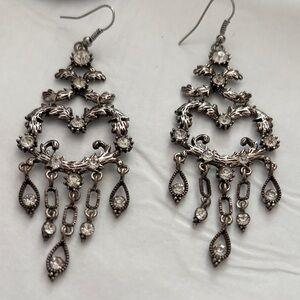 Gorgeous, vintage chandelier, earrings, silver tone